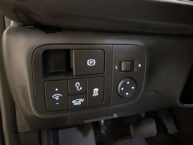 Used 2025 Hyundai Ioniq 6 SEL RWD image 30