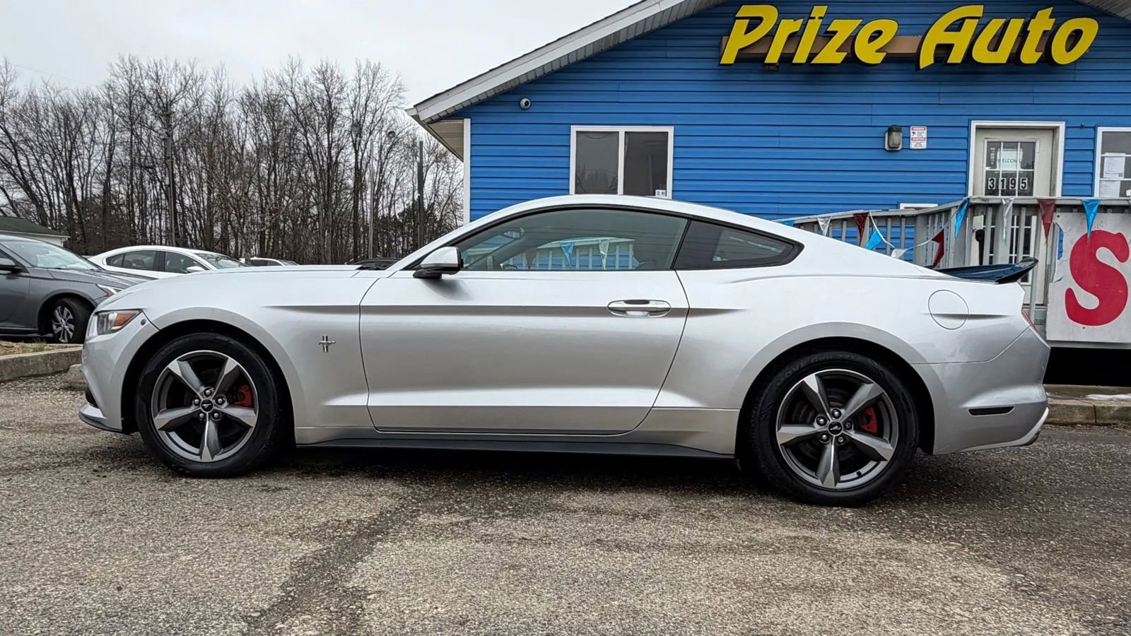 Used 2016 Ford Mustang Coupe image 10