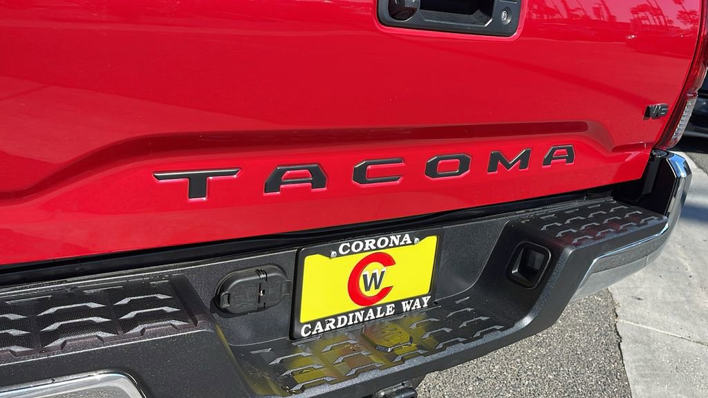 Used 2022 Toyota Tacoma SR5 image 28