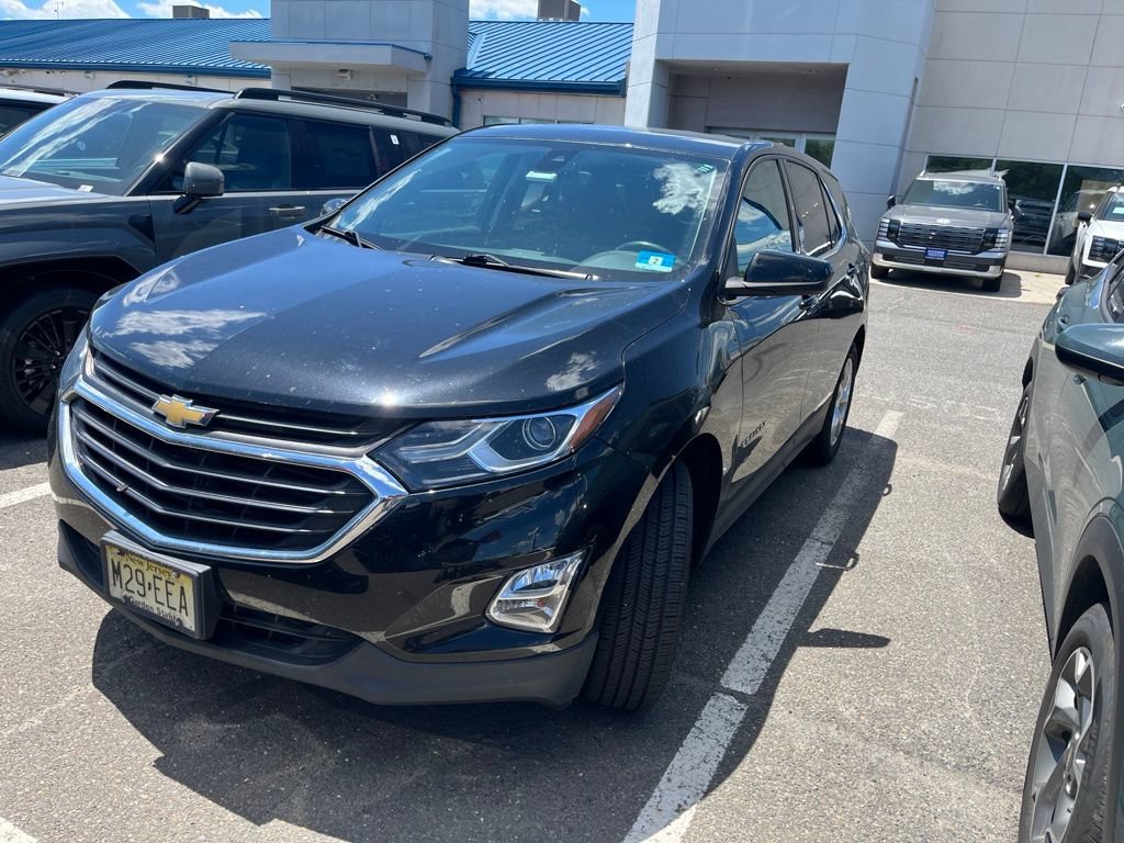 Used 2020 Chevrolet Equinox LT AWD/4WD image 2