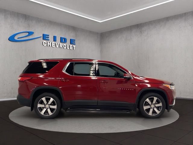 Used 2020 Chevrolet Traverse LT w/ LT Premium Package AWD/4WD image 18