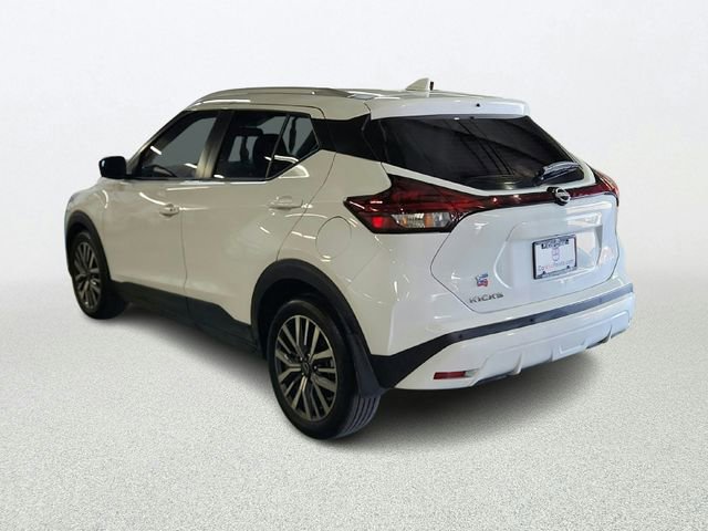 Used 2024 Nissan Kicks SV FWD image 4