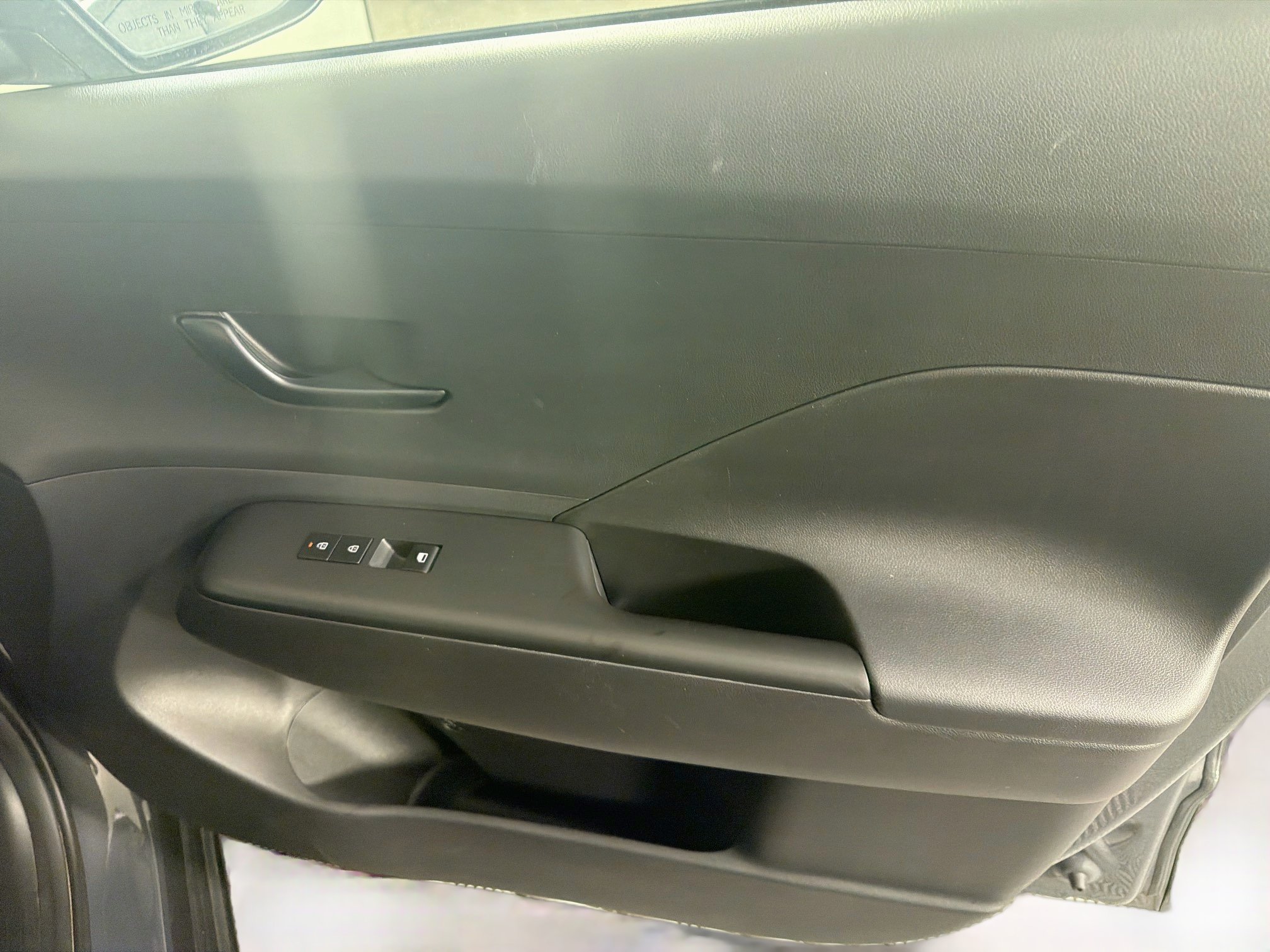 Used 2025 Hyundai Kona SEL FWD image 30