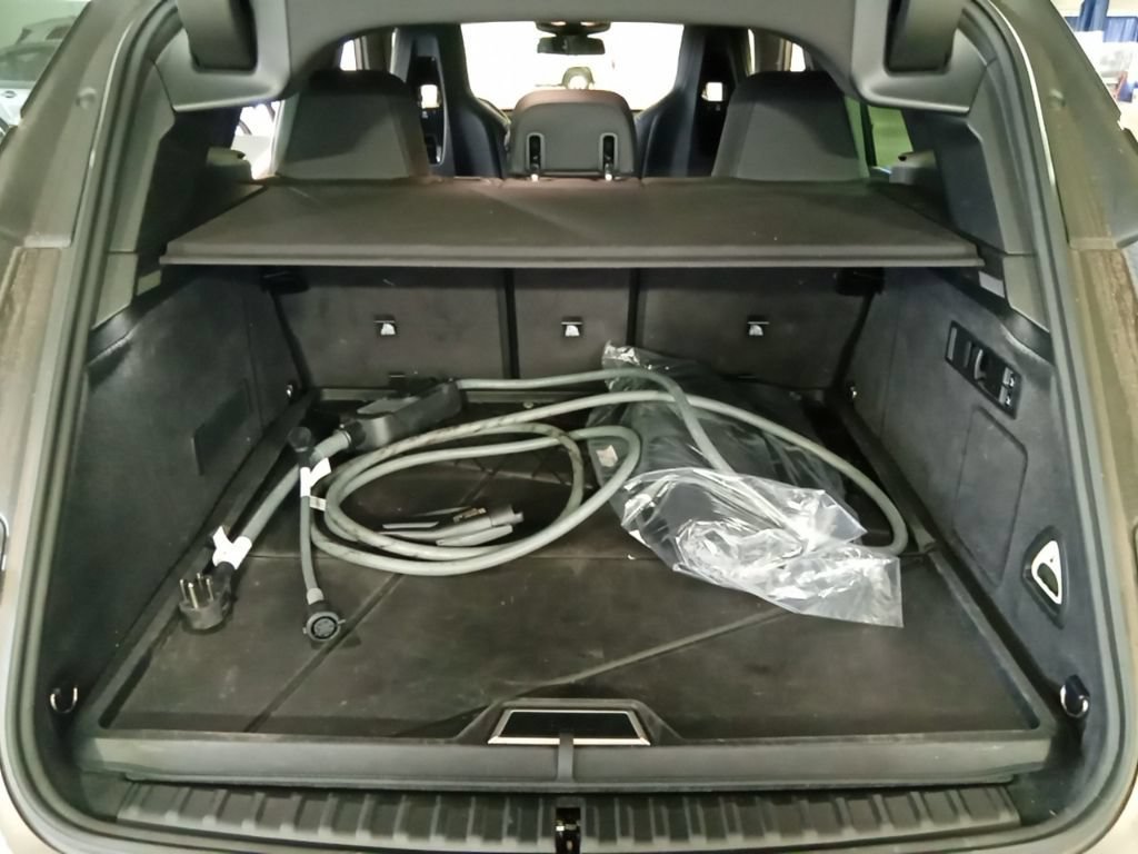 Certified 2024 BMW iX xDrive50 AWD/4WD image 11
