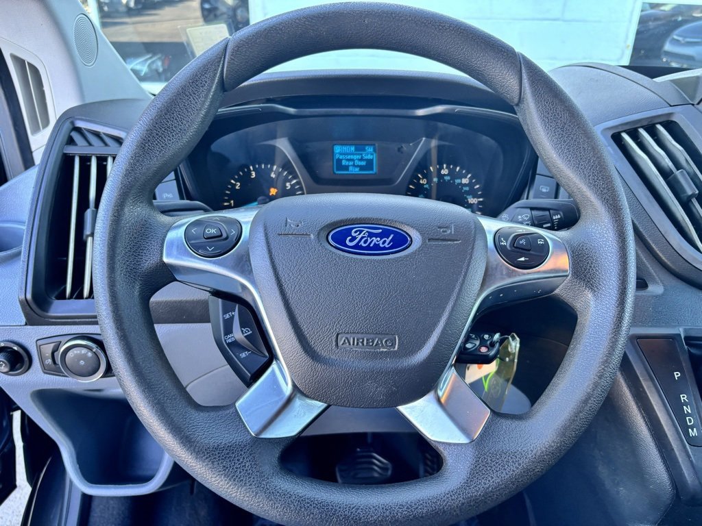 Used 2019 Ford Transit 350 XLT image 4