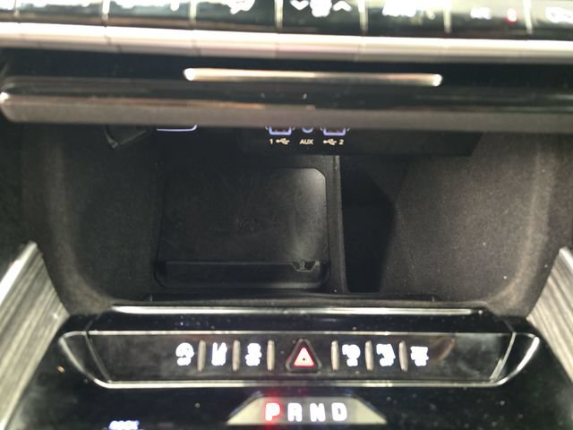 Used 2022 Jeep Wagoneer Series III w/ Convenience Group I AWD/4WD image 28