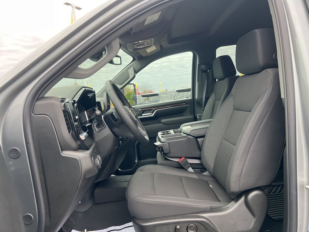New 2025 Chevrolet Silverado 3500 LT w/ All Star Edition image 10