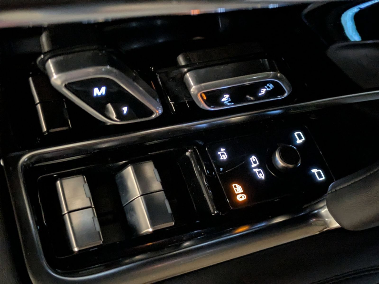 New 2026 Land Rover Range Rover SE AWD/4WD image 12