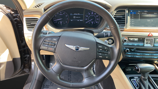 Used 2018 Genesis G80 3.8 RWD image 17