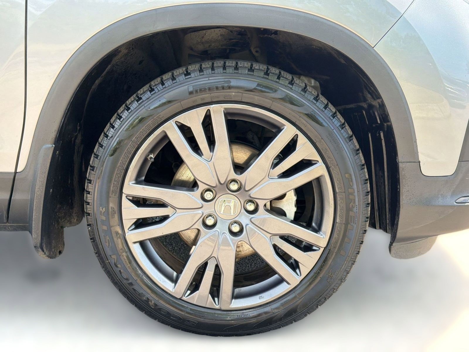 Used 2022 Honda Pilot Sport image 11