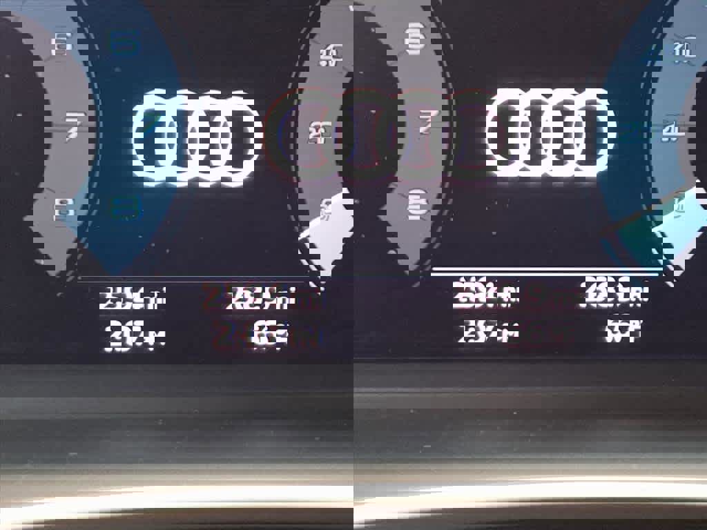 Used 2025 Audi Q3 2.0T Premium Plus w/ Premium Plus Package image 12