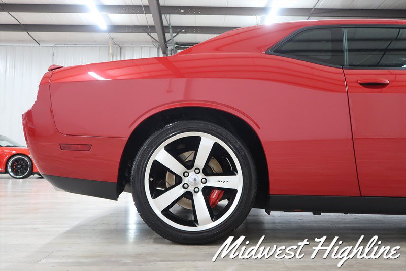 Used 2011 Dodge Challenger SRT8 RWD image 21