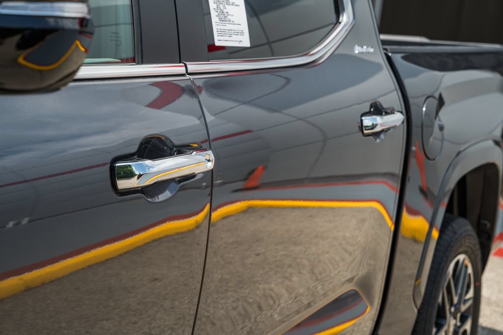 New 2026 Toyota Tundra Limited AWD/4WD image 15