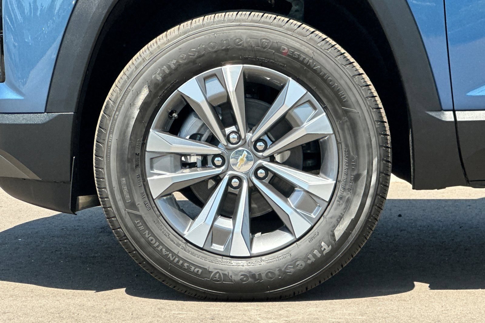 New 2026 Chevrolet Equinox LT w/ Safety and Technology Package FWD image 26