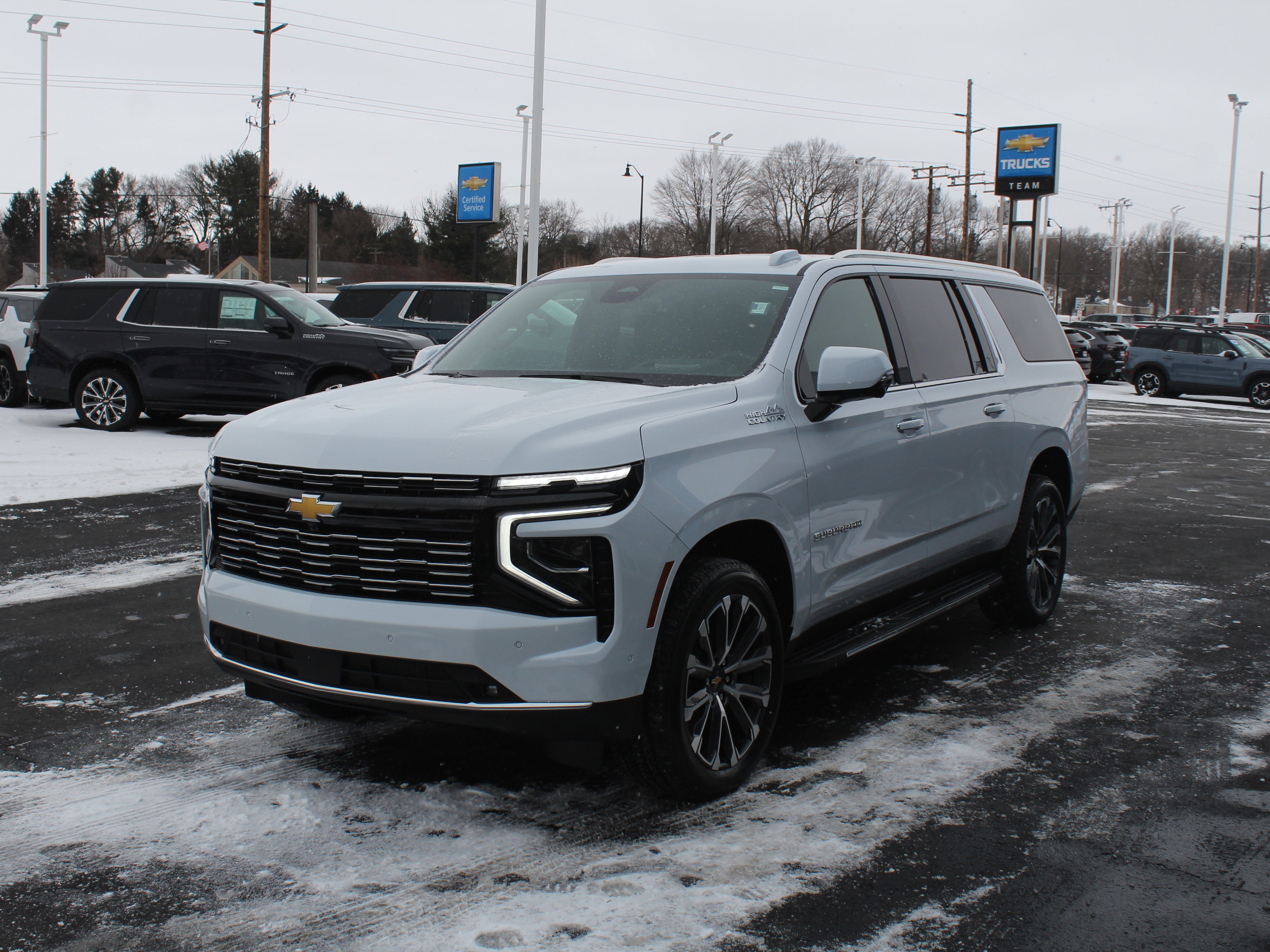 New 2026 Chevrolet Suburban High Country image 7