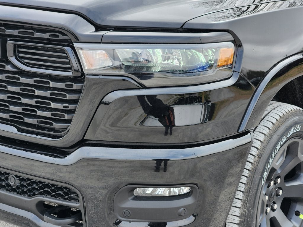 New 2026 RAM 1500 4x4 Crew Cab image 6