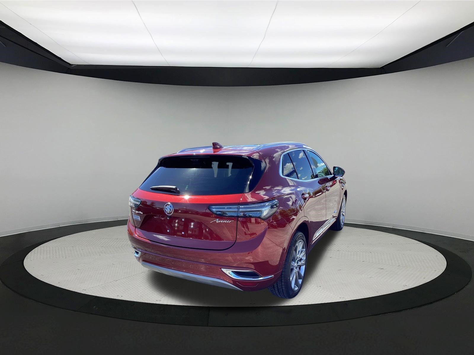 Used 2021 Buick Envision Avenir w/ Technology Package II AWD/4WD image 8
