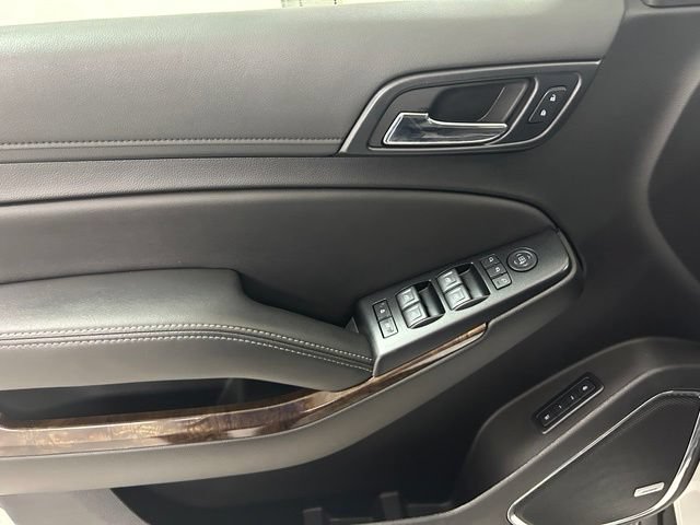 Used 2020 Chevrolet Tahoe LT AWD/4WD image 16