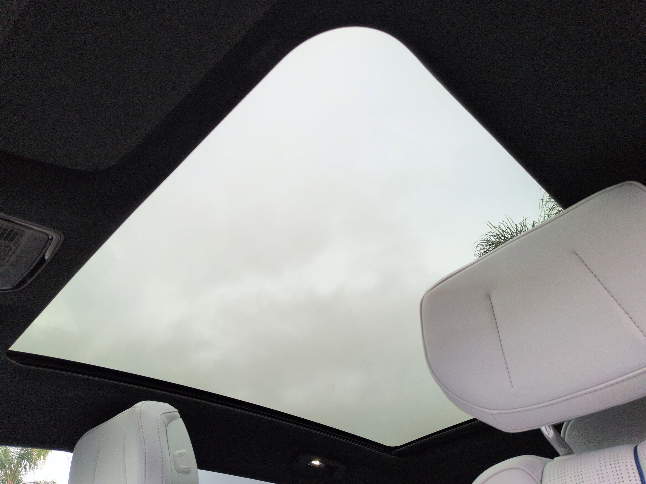 Used 2025 Cadillac Lyriq Sport RWD image 28