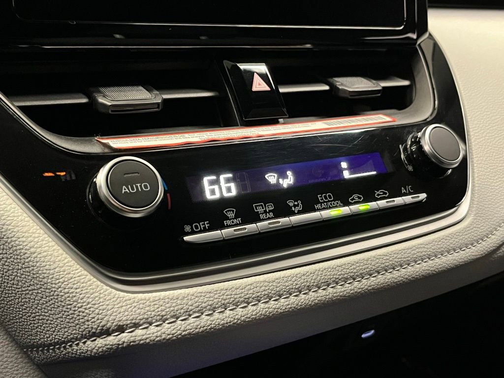 Used 2023 Toyota Corolla SE image 9