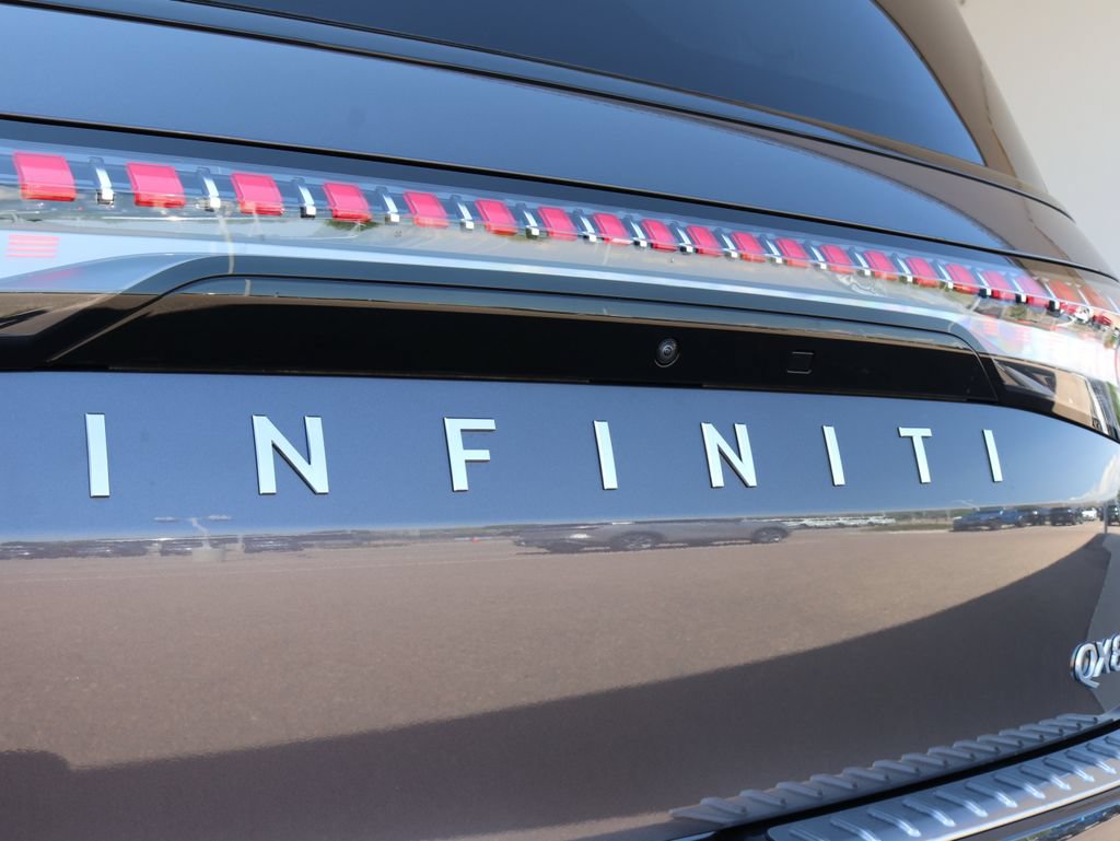 New 2026 INFINITI QX80 Luxe w/ Exterior Package AWD/4WD image 40