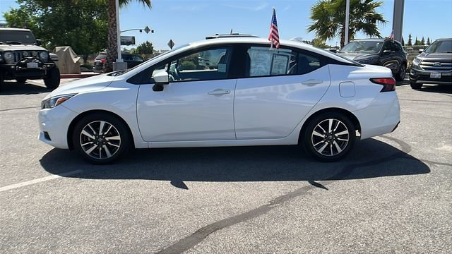 Used 2022 Nissan Versa SV FWD image 6