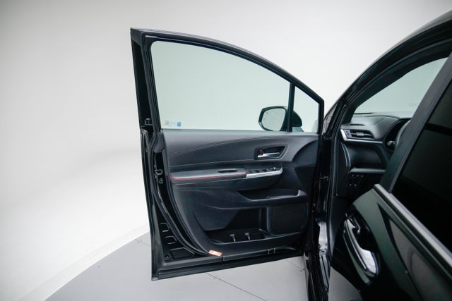 Used 2025 Toyota Sienna XSE w/ XSE Plus Package AWD/4WD image 14