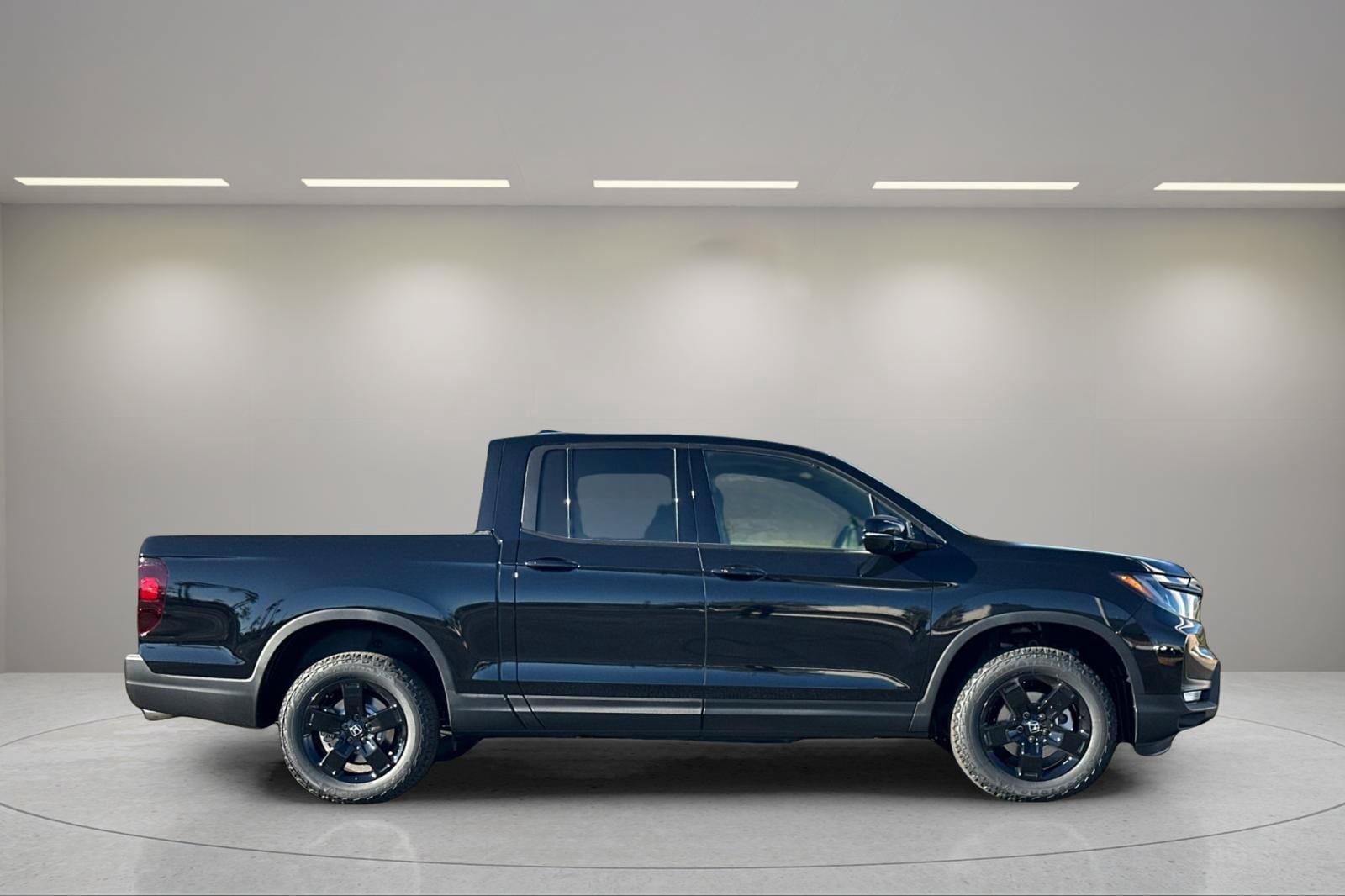 New 2026 Honda Ridgeline Black Edition image 6