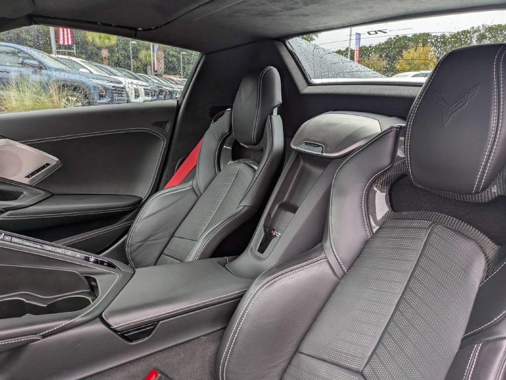 Used 2023 Chevrolet Corvette Stingray Premium Conv w/ Z51 Performance Package RWD image 14