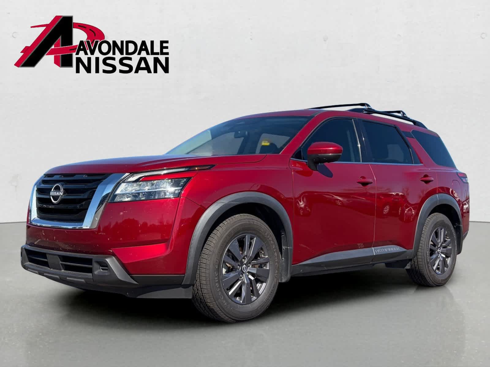 Used 2022 Nissan Pathfinder SV FWD image 2