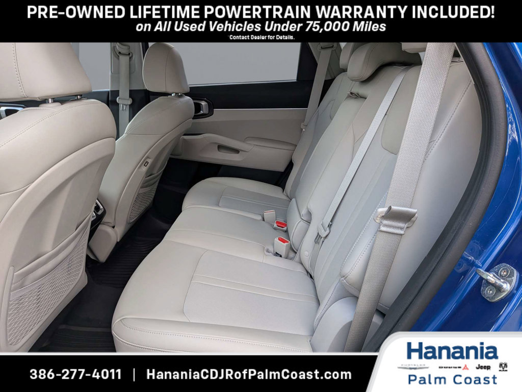 Used 2021 Kia Sorento S w/ Panoramic Sunroof Package FWD image 12