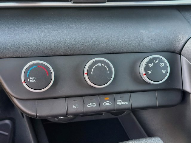 New 2026 Hyundai Elantra SE FWD image 15