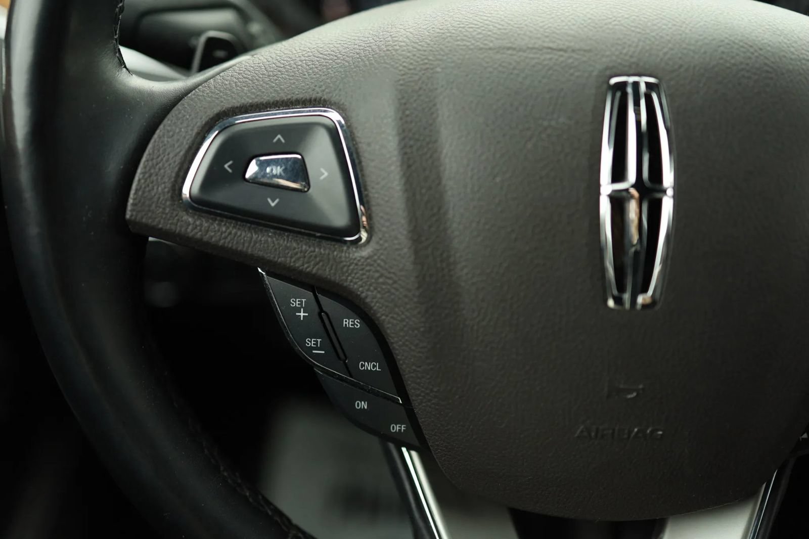 Used 2015 Lincoln MKC AWD w/ Equipment Group 102A Reserve image 26