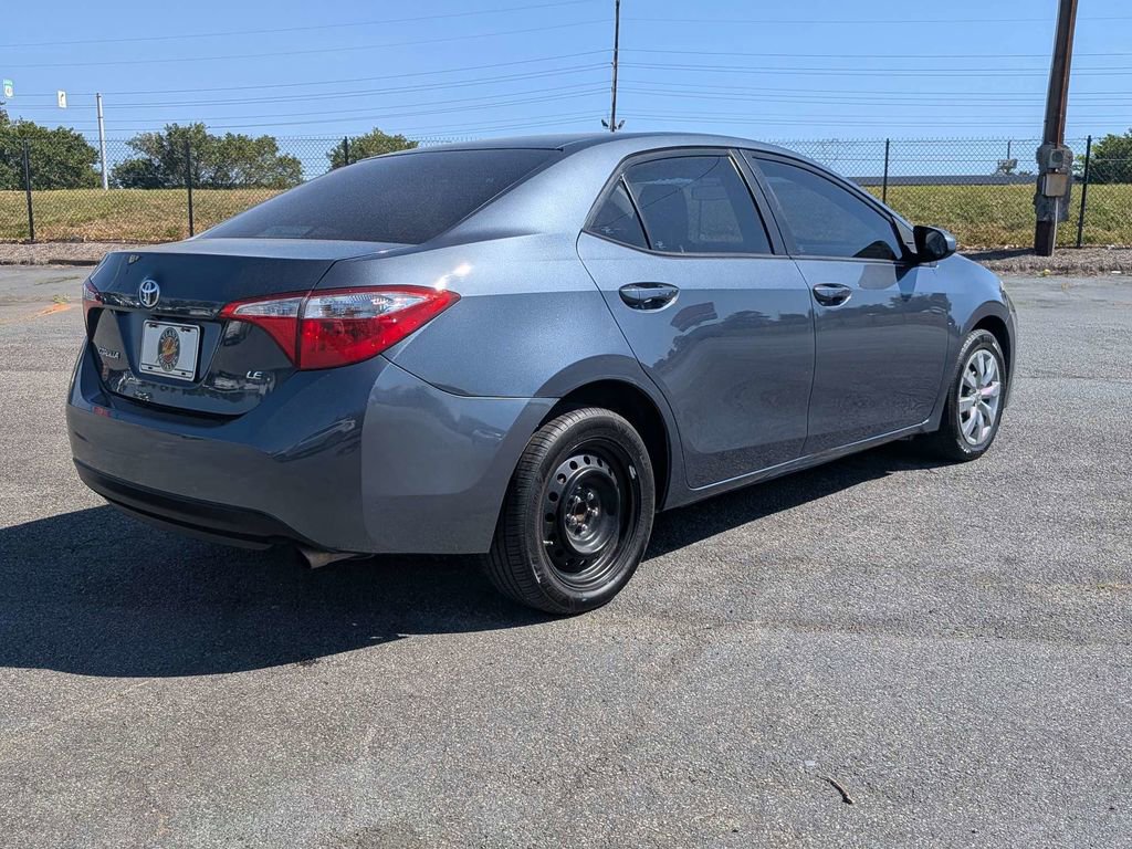 Used 2015 Toyota Corolla LE image 5