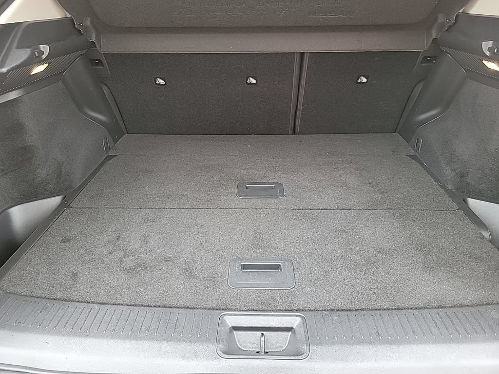 Used 2024 Nissan Ariya AWD image 16