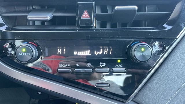 Used 2024 Toyota Camry XSE FWD image 18