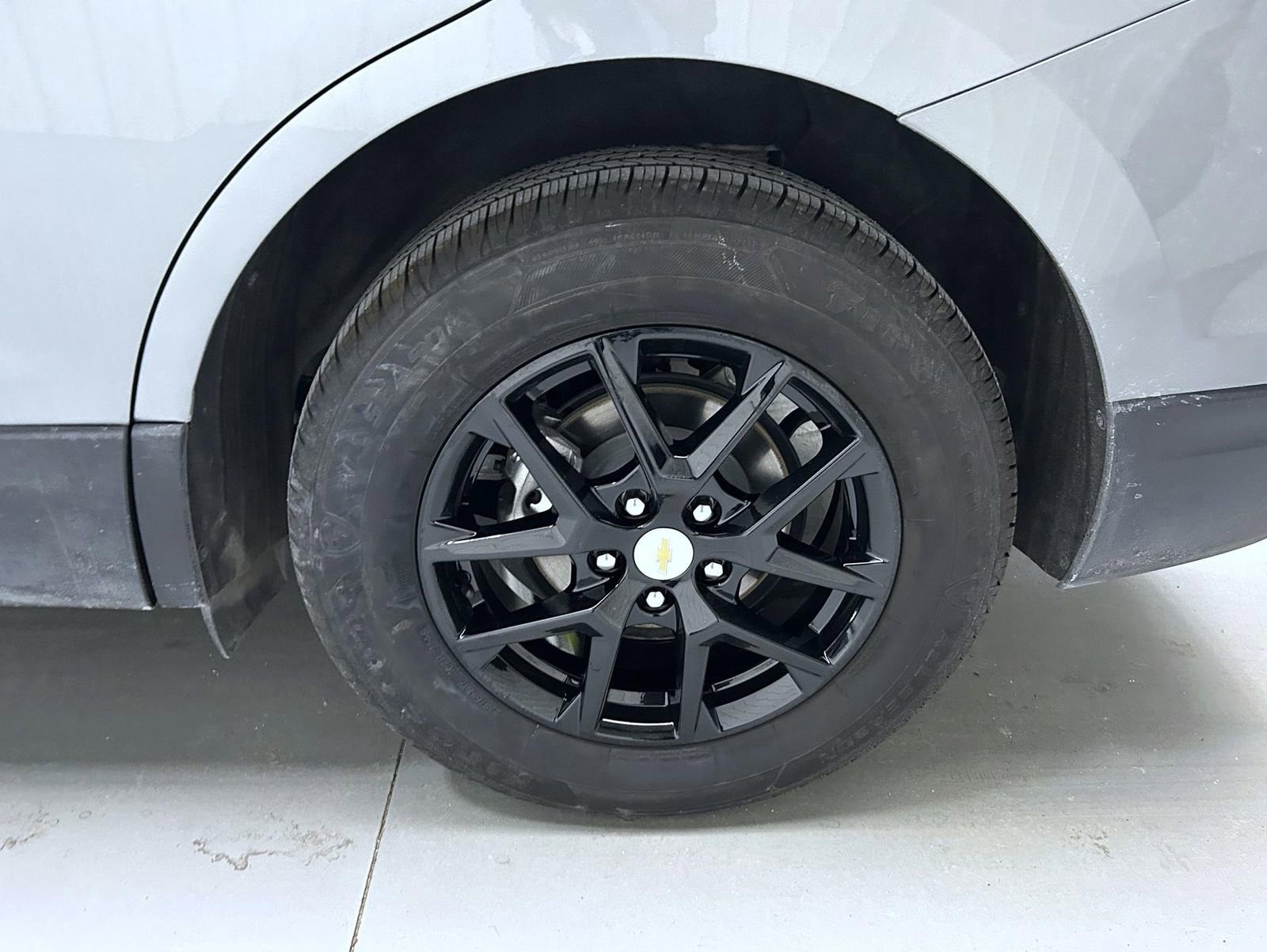 Used 2023 Chevrolet Equinox LT AWD/4WD image 22