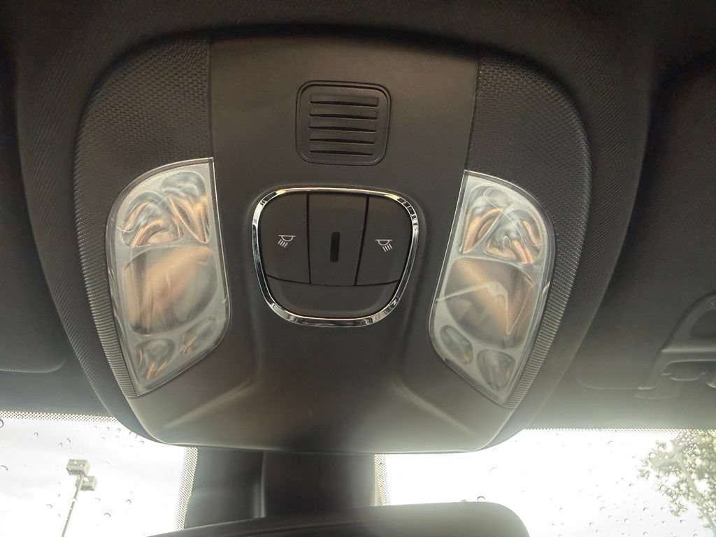 Certified 2024 Jeep Compass Latitude AWD/4WD image 31