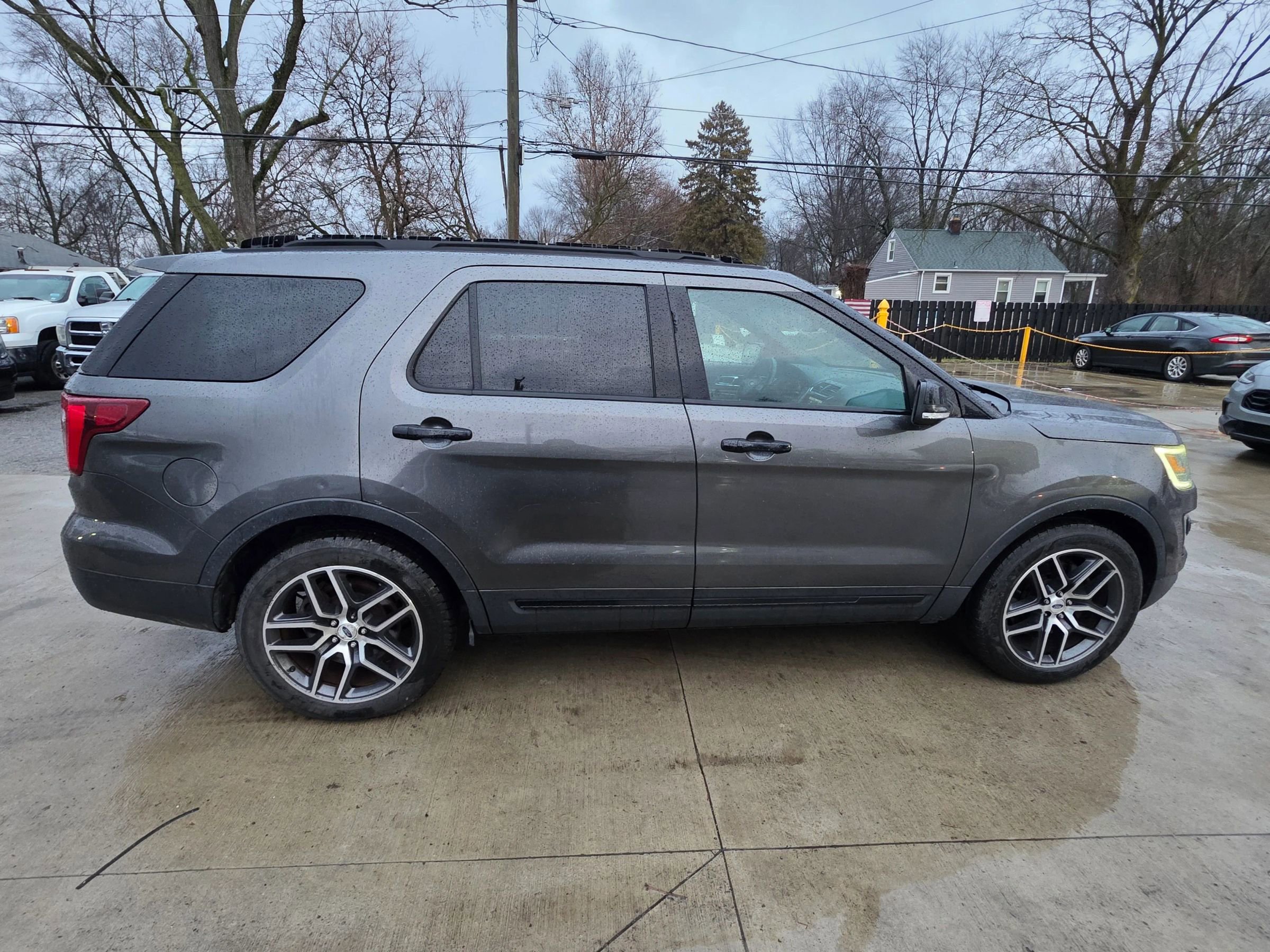 Used 2016 Ford Explorer Sport w/ Equipment Group 401A image 8