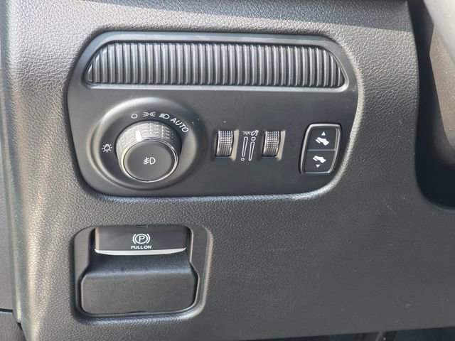 Used 2023 Jeep Wagoneer Series III w/ Preferred Equipment Group image 10