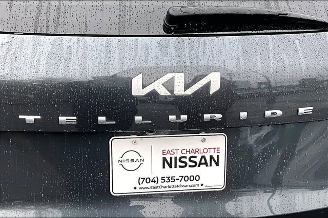 Used 2022 Kia Telluride EX image 24