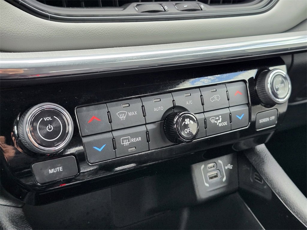 Used 2023 Jeep Compass Limited w/ Elite Group image 20