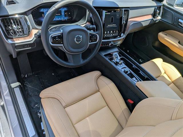New 2026 Volvo V60 B5 Cross Country Ultra AWD/4WD image 3