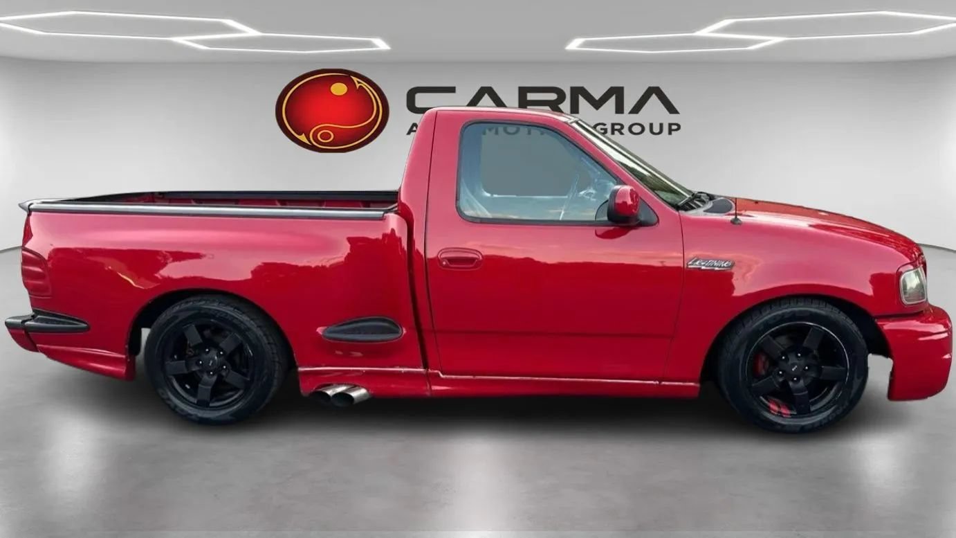 Used 2001 Ford F150 Lightning RWD image 7