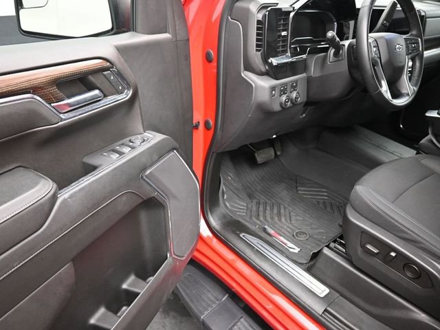 Used 2024 Chevrolet Silverado 1500 LT Trail Boss w/ Protection Package image 14