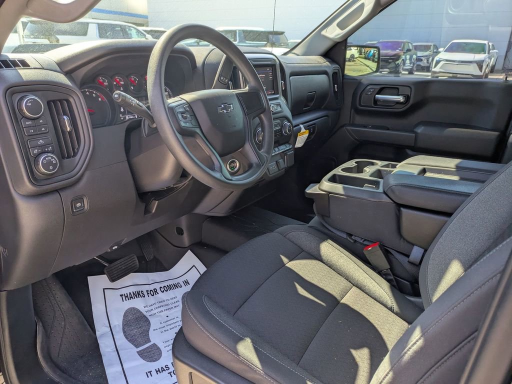 Used 2025 Chevrolet Silverado 1500 Custom Trail Boss w/ Dark Appearance Package image 12