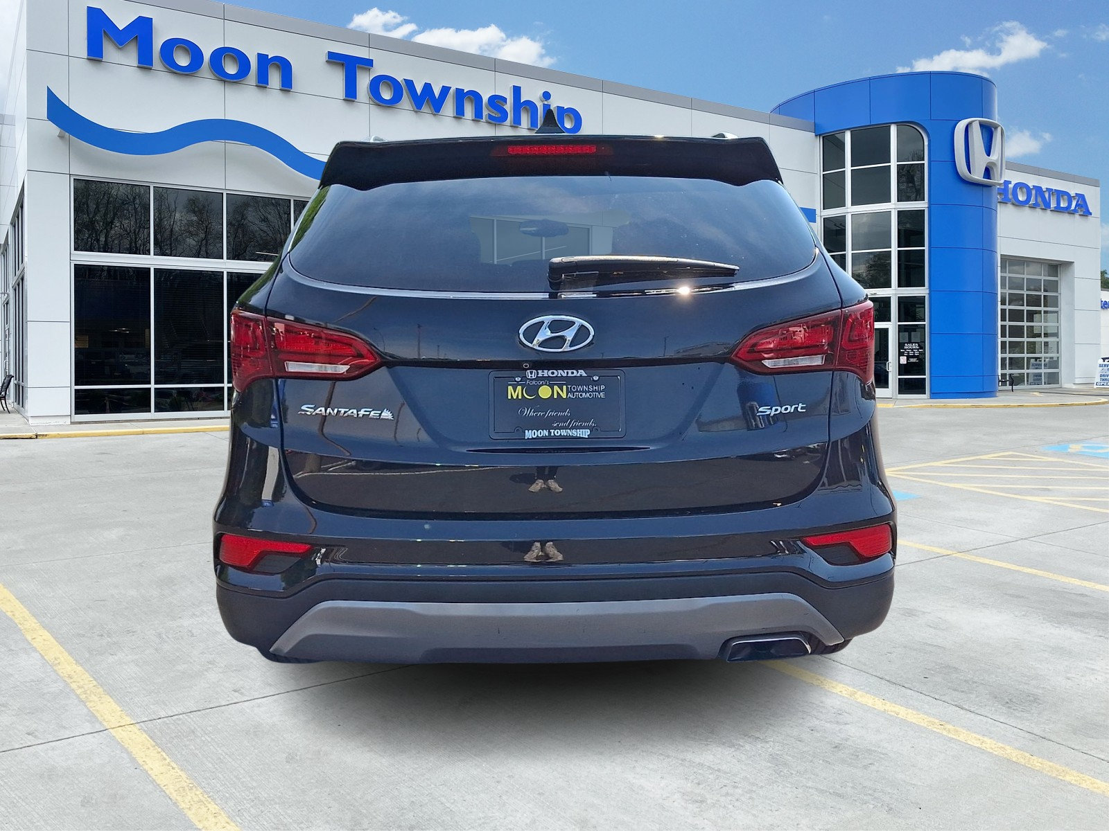 Used 2018 Hyundai Santa Fe Sport w/ 2.4L Value Package 02 FWD image 5