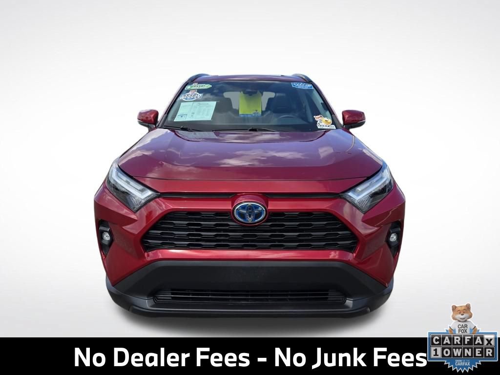 Used 2022 Toyota RAV4 XLE Premium AWD/4WD image 2