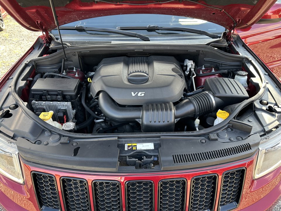 Used 2015 Jeep Grand Cherokee Laredo w/ Quick Order Package 23E RWD image 19
