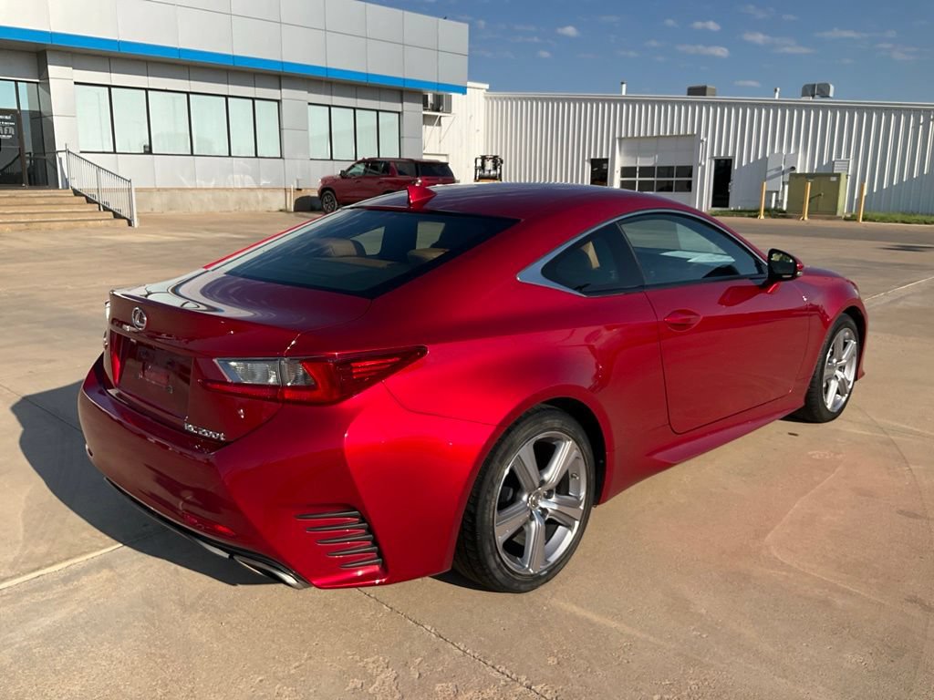 Used 2016 Lexus RC 200t w/ Premium Package RWD image 36
